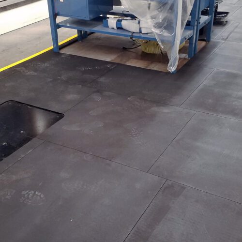 smartcells-anti-fatigue-product-custom-flooring-rei-bike-8