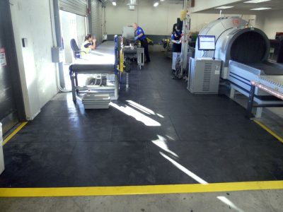 Image showing a TSA screening location featuring a SmartCells Anti-Fatigue install